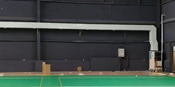 室內(nèi)羽毛球館安裝星科工業(yè)省電空調(diào)-立式管道機制冷降溫